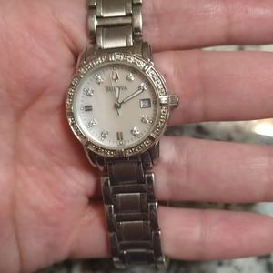 Bulova watch ⌚